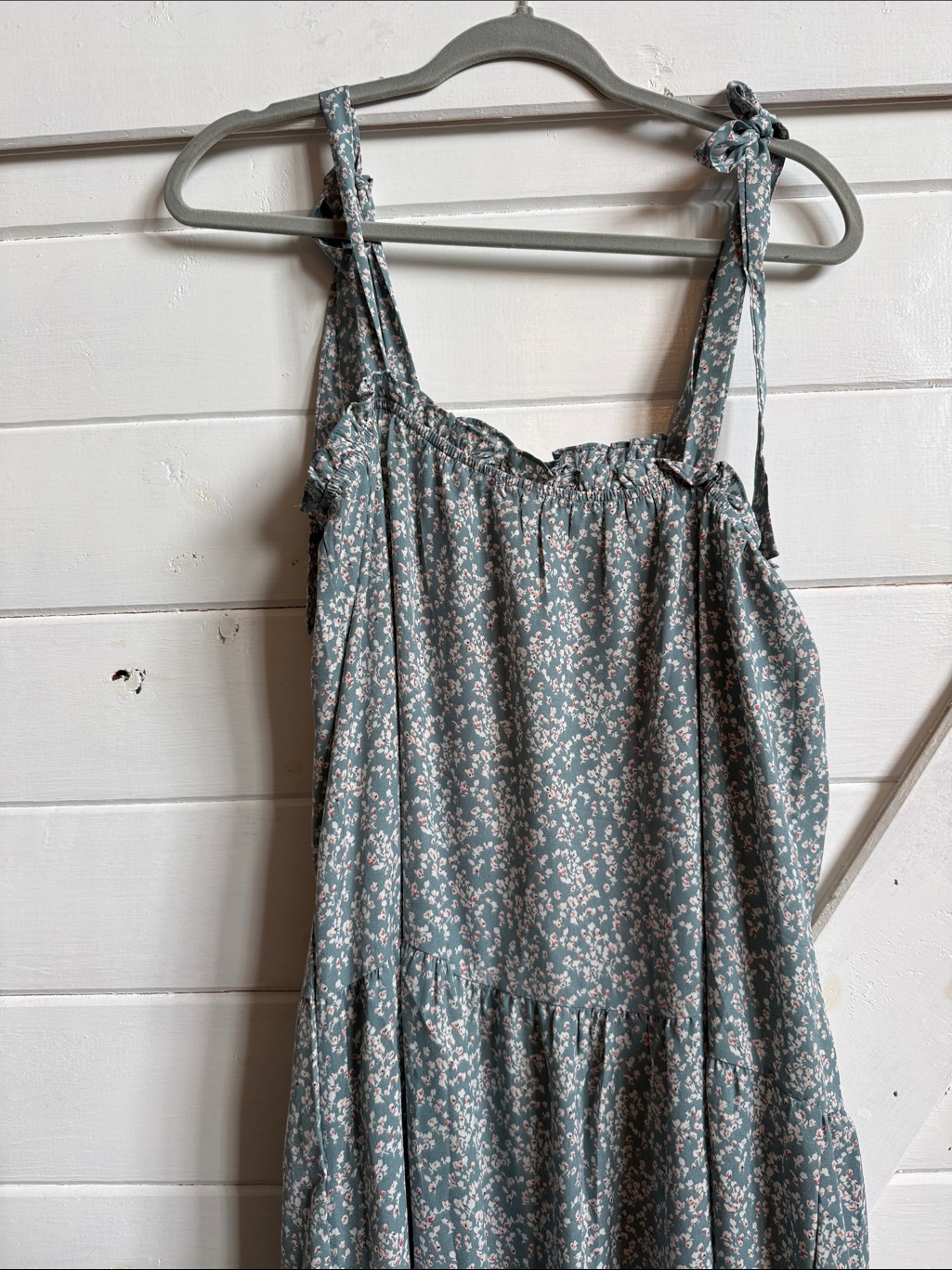 Sleeveless Tie-Shoulder Floral Maxi Dress In Sage Green Shop Stevie — image 7 of 8